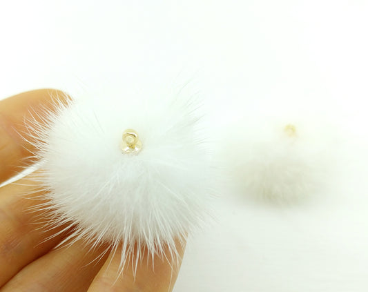 (top ring) Ivory, 30mm Mink Fur Ball, ECT0009R