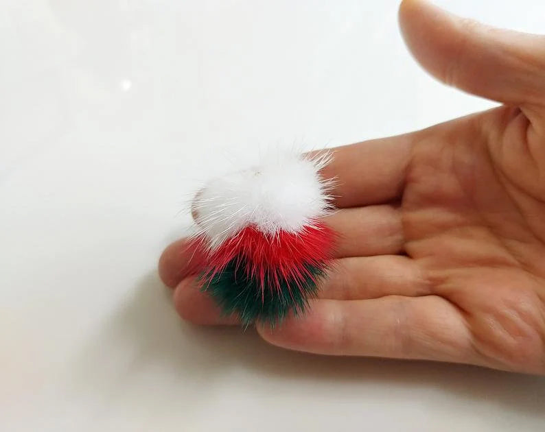 White Indie Milk, 50mm Triple Mink Fur Ball, ECT0042