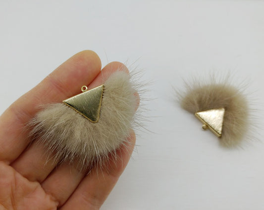 Darkbeige, 50mm Chubby Mink Fur Triangle PomPom, ECT0166