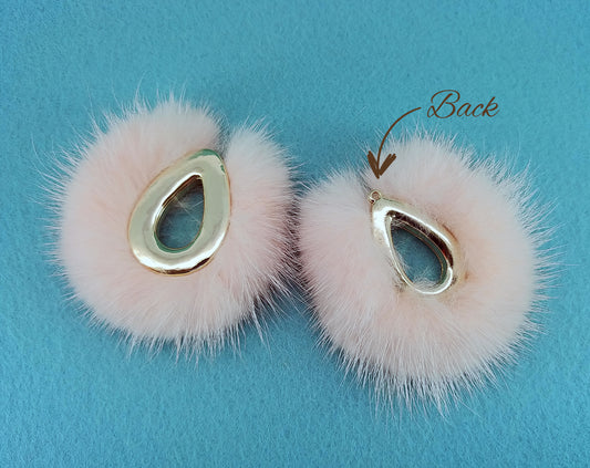 Ivory, 52mm Teardrop Mink Fur Pendant, ECT0165