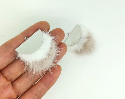 Double Fur Fan, 40mm White & Milkbeige, Natural Genuine Mink PomPom Tassel, ECT0038