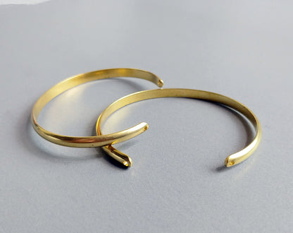 1 pc - Raw brass, 60 x 5 mm 2holes Adjustable Vintage Bracelet, EB0007