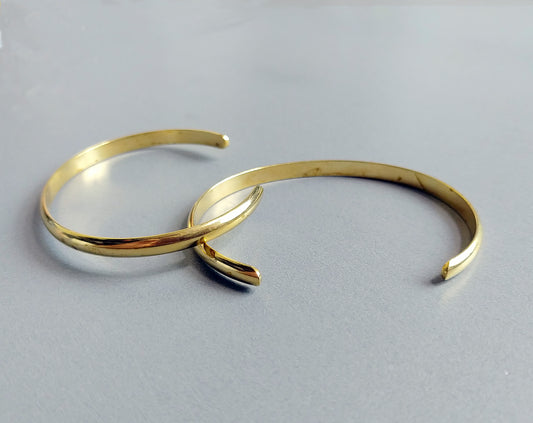 1 pc - Raw brass, 60 x 5 mm Adjustable Vintage Bracelet, EB0008