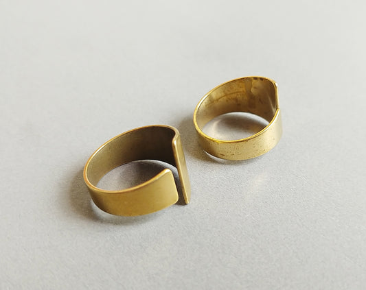 1 pc - Raw brass, 20 x 14 mm Adjustable Ring, EB0013