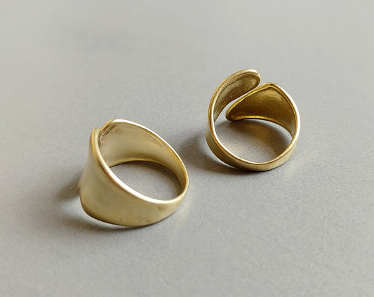 1 pc - Raw brass, 20 x 12 mm Adjustable Ring, EB0018