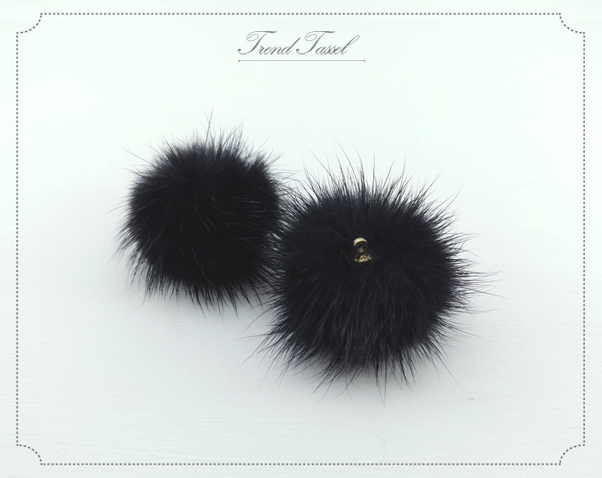 (top ring) Black, 30mm Mink Fur Ball, ECT0009R