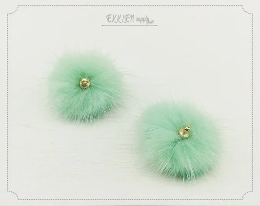 (top ring) Mint, 30mm Mink Fur Ball, ECT0009R