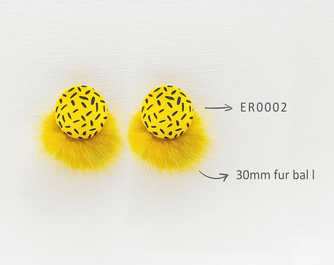 4 PCS - (no ring) Beige, 30mm Natural Genuine Mink PomPom Ball, ECT0009