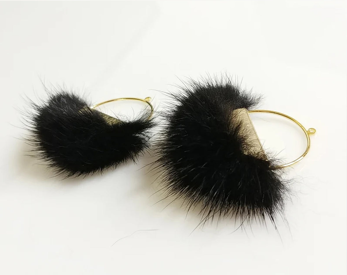 Black, 50mm Half Moon Mink Fur Pendant, ECT0039