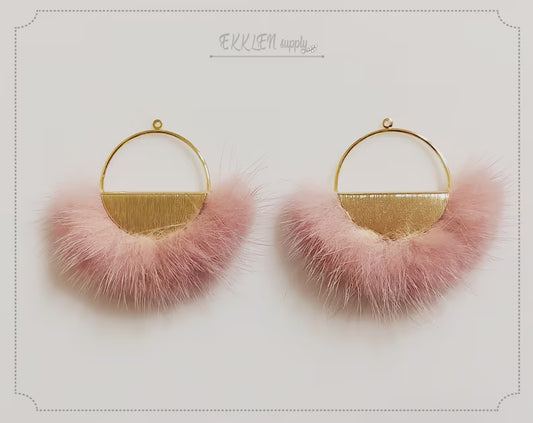 Indiepink, 50mm Half Moon Mink Fur Pendant, ECT0039