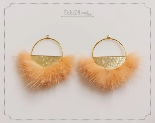 Peach, 50mm Half Moon Mink Fur Pendant, ECT0039