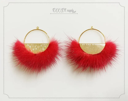 Red, 50mm Half Moon Mink Fur Pendant, ECT0039