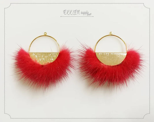 Red, 50mm Half Moon Mink Fur Pendant, ECT0039
