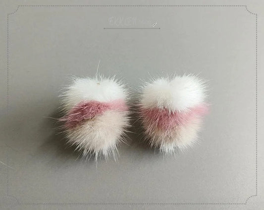 White Indie Milk, 50mm Triple Mink Fur Ball, ECT0042