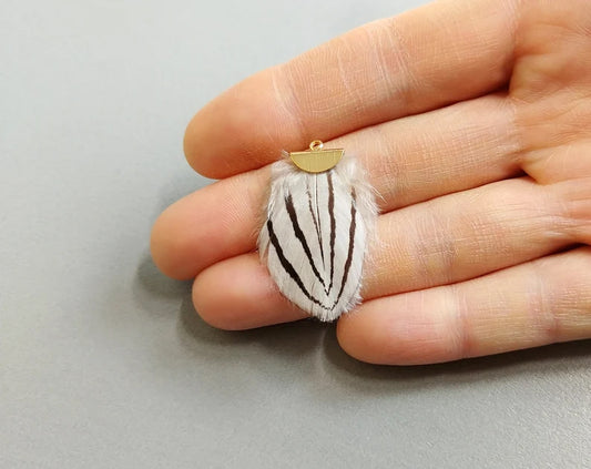 Striped, 35mm Pheasant Feather Drop with fan cap, ECT0049