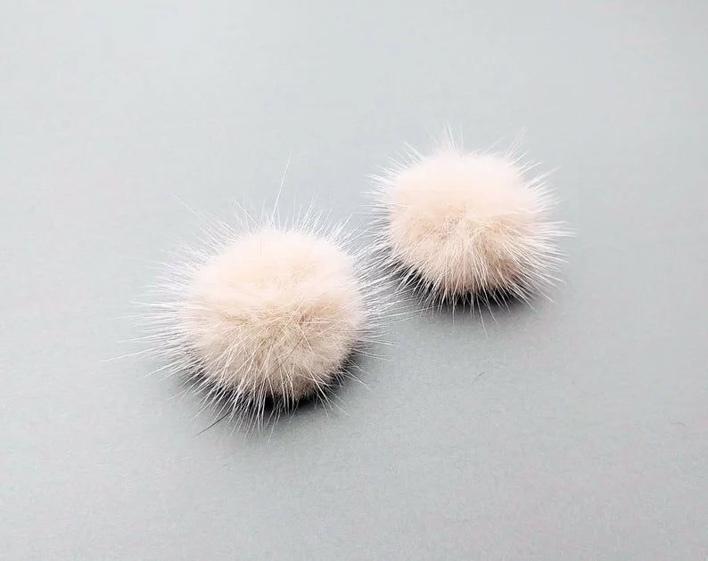 (connector) White Beige, 30mm Natural Genuine Mink PomPom Ball, ECT0086