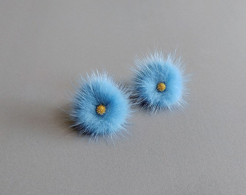 (brass stud) Bule Green, 30mm Mink PomPom Post with Flower Stamen, ECT0009F