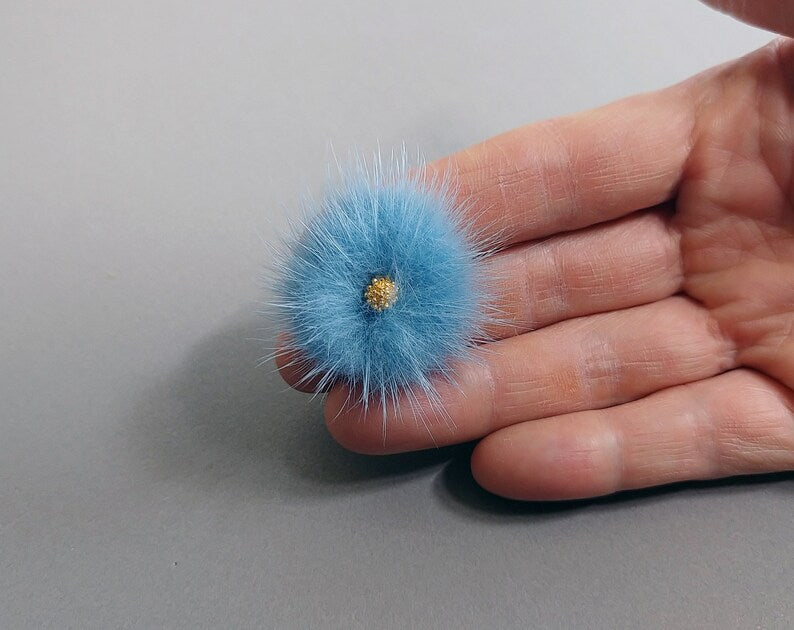 (brass stud) Bule Green, 30mm Mink PomPom Post with Flower Stamen, ECT0009F