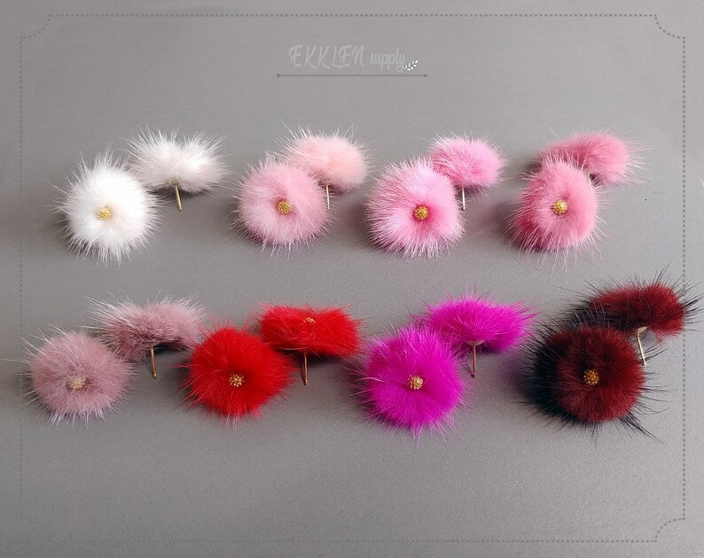 (brass stud) Pink Red, 30mm Mink PomPom Post with Flower Stamen, ECT0009F