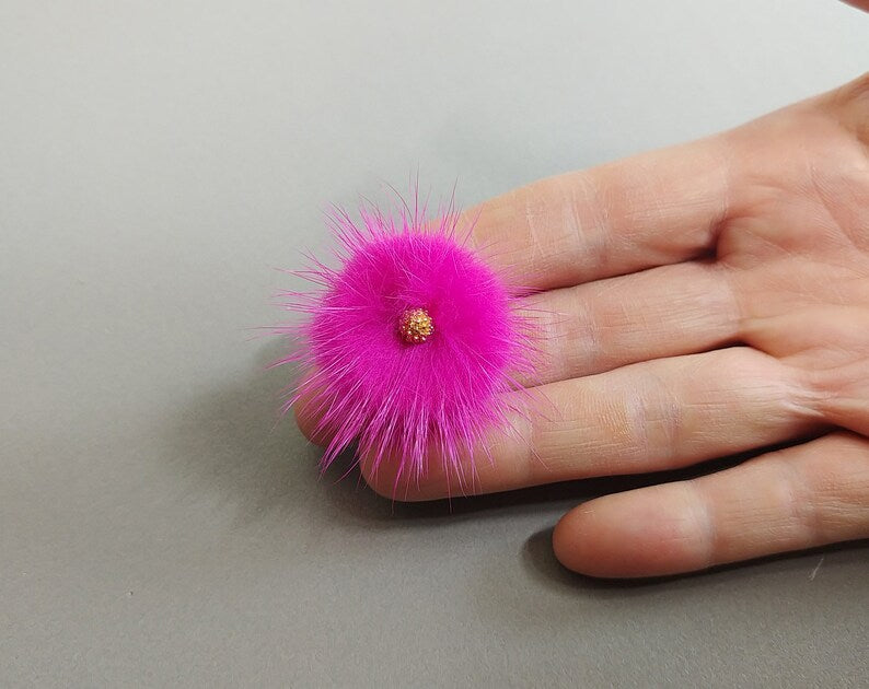 (brass stud) Pink Red, 30mm Mink PomPom Post with Flower Stamen, ECT0009F