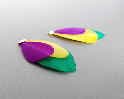 Mardi Gras, 65mm Natural Goose Dyed Feather Drop, ECT0126
