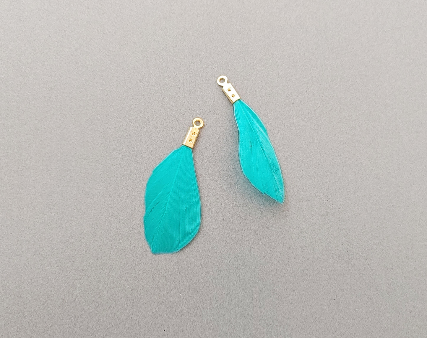 8 colors, 30mm Natural Dyed Feather Dangle, ECT0153