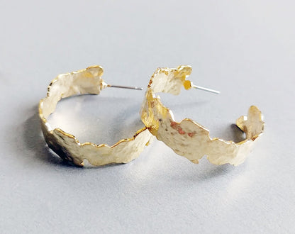 Gold plated, 30x8mm Geometric hemmed Hoop, EM0362