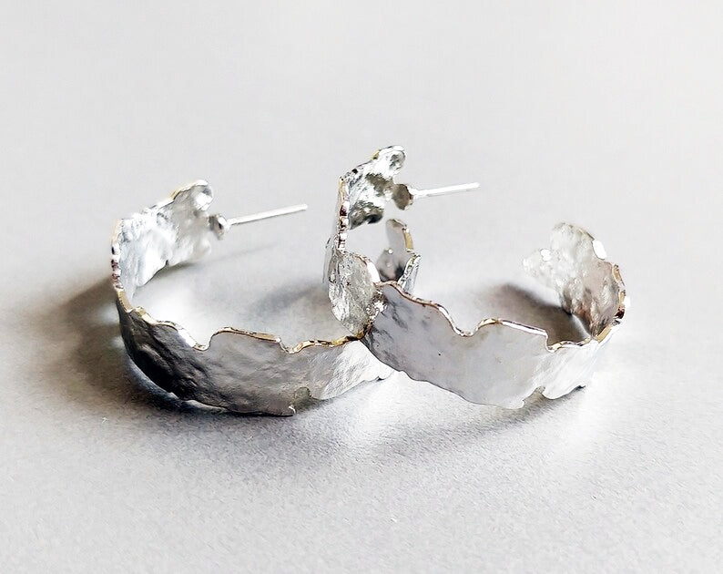 Silver plated, 30x8mm Geometric hemmed Hoop, EM0362