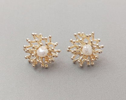 Matted Gold plated, 20mm Coral Brass Post, EM0423