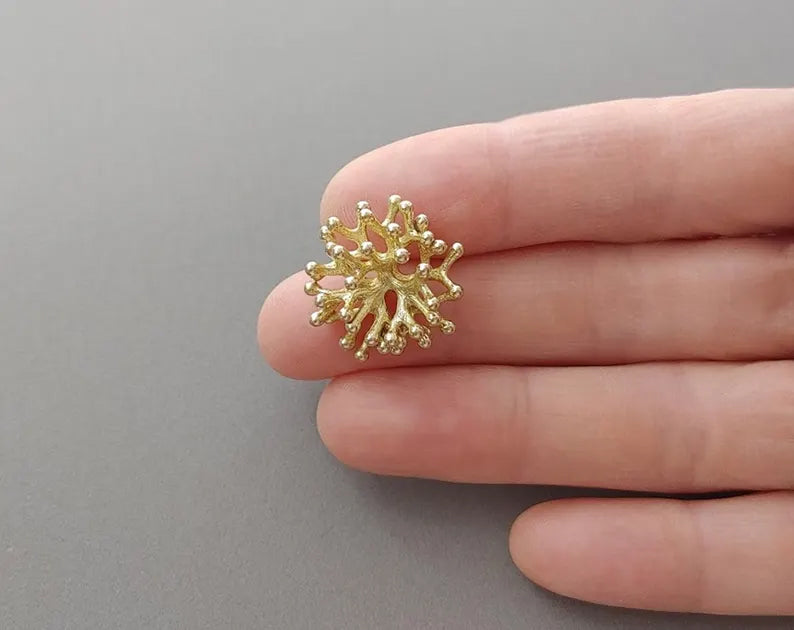 Matted Gold plated, 20mm Coral Brass Post, EM0423