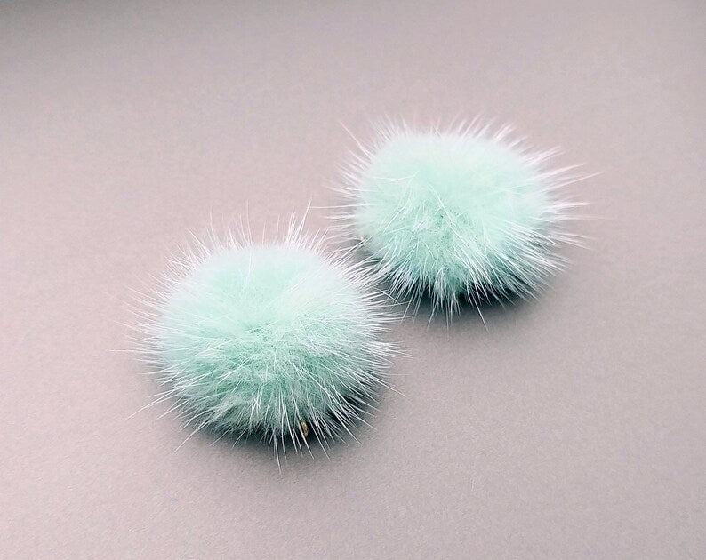 (connector) Yellow Green, 30mm Natural Genuine Mink PomPom Ball, ECT0086