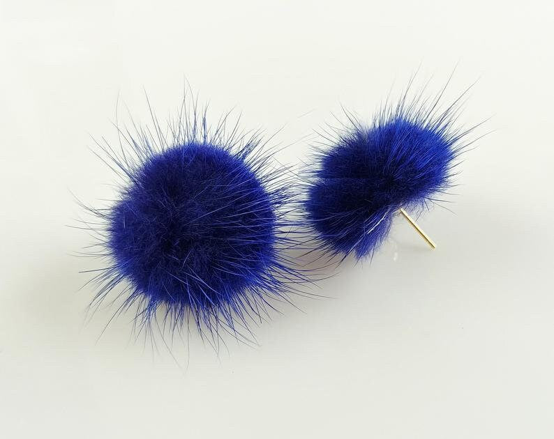 (brass stud) Purple Blue Gray, 30mm Natural Genuine Mink PomPom Post, ECT0009E