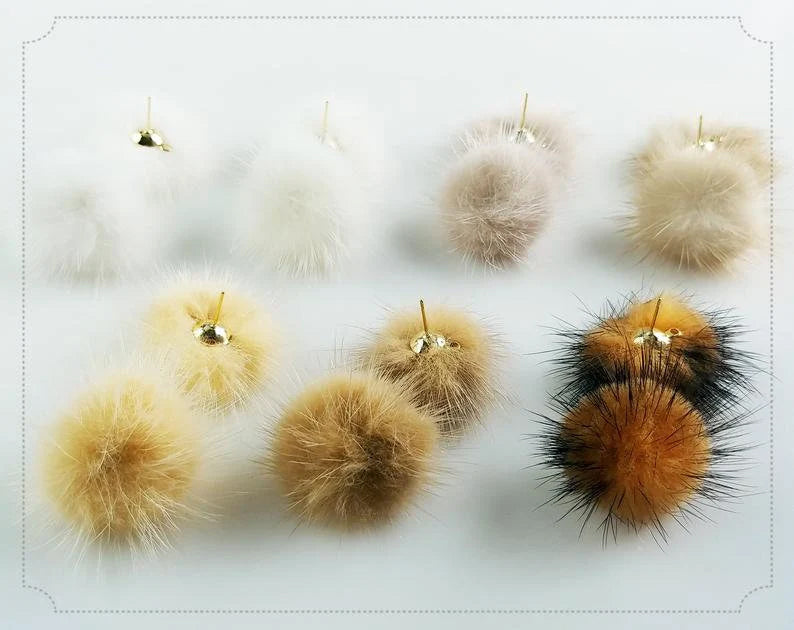 (brass stud) White Ivory Beige, 30mm Natural Genuine Mink PomPom Post, ECT0009E