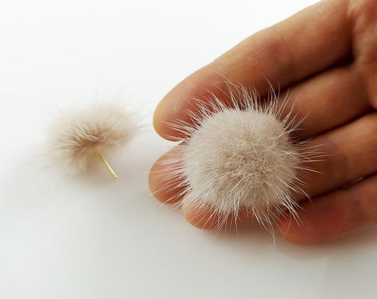 (brass stud) Purple Blue Gray, 30mm Natural Genuine Mink PomPom Post, ECT0009E