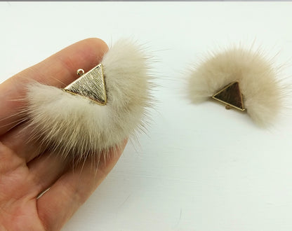 Beige, 50mm Chubby Mink Fur Triangle PomPom, ECT0166