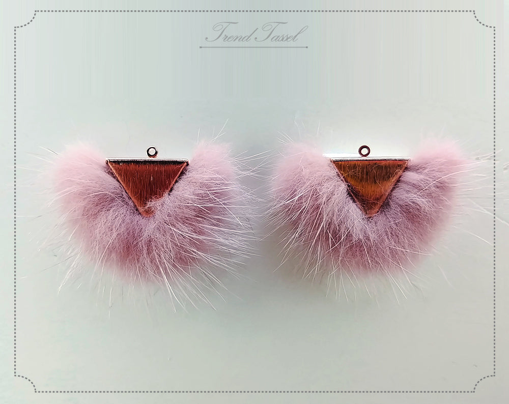Indiepink, 50mm Chubby Mink Fur Triangle PomPom, ECT0166