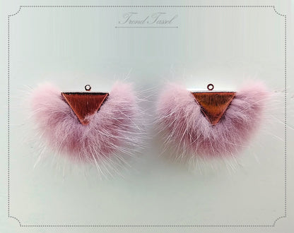 Indiepink, 50mm Chubby Mink Fur Triangle PomPom, ECT0166